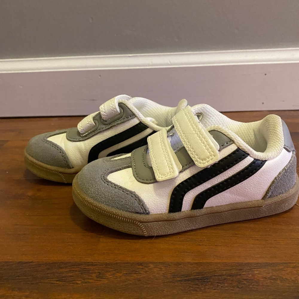 Cat & Jack White and Gray Sneakers with Velcro Straps and Retro Design